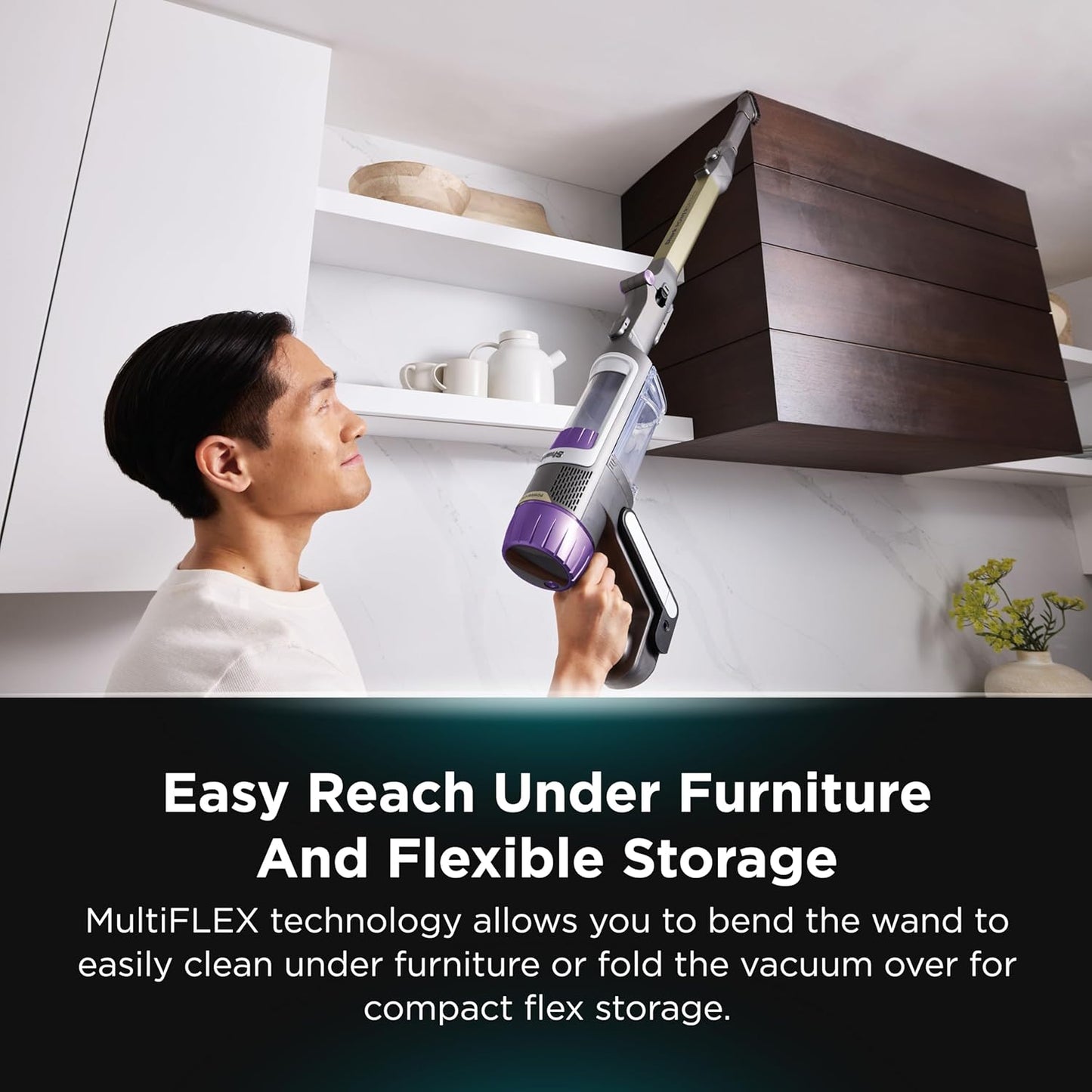 Shark Cordless PowerDetect Clean & Empty System, Multi-Directional Cleaning, Automatically Charges & 70 min Runtime - Good Condition