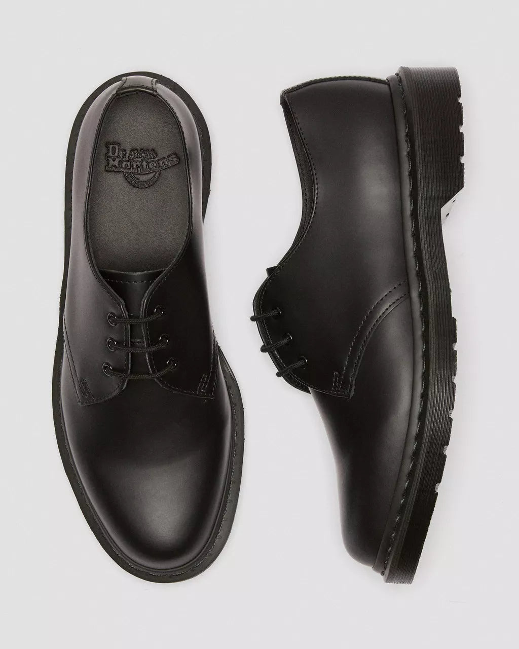 Dr. Martens Unisex 1461 Mono 3-Eye Shoe Smooth Leather Black - Good Condition