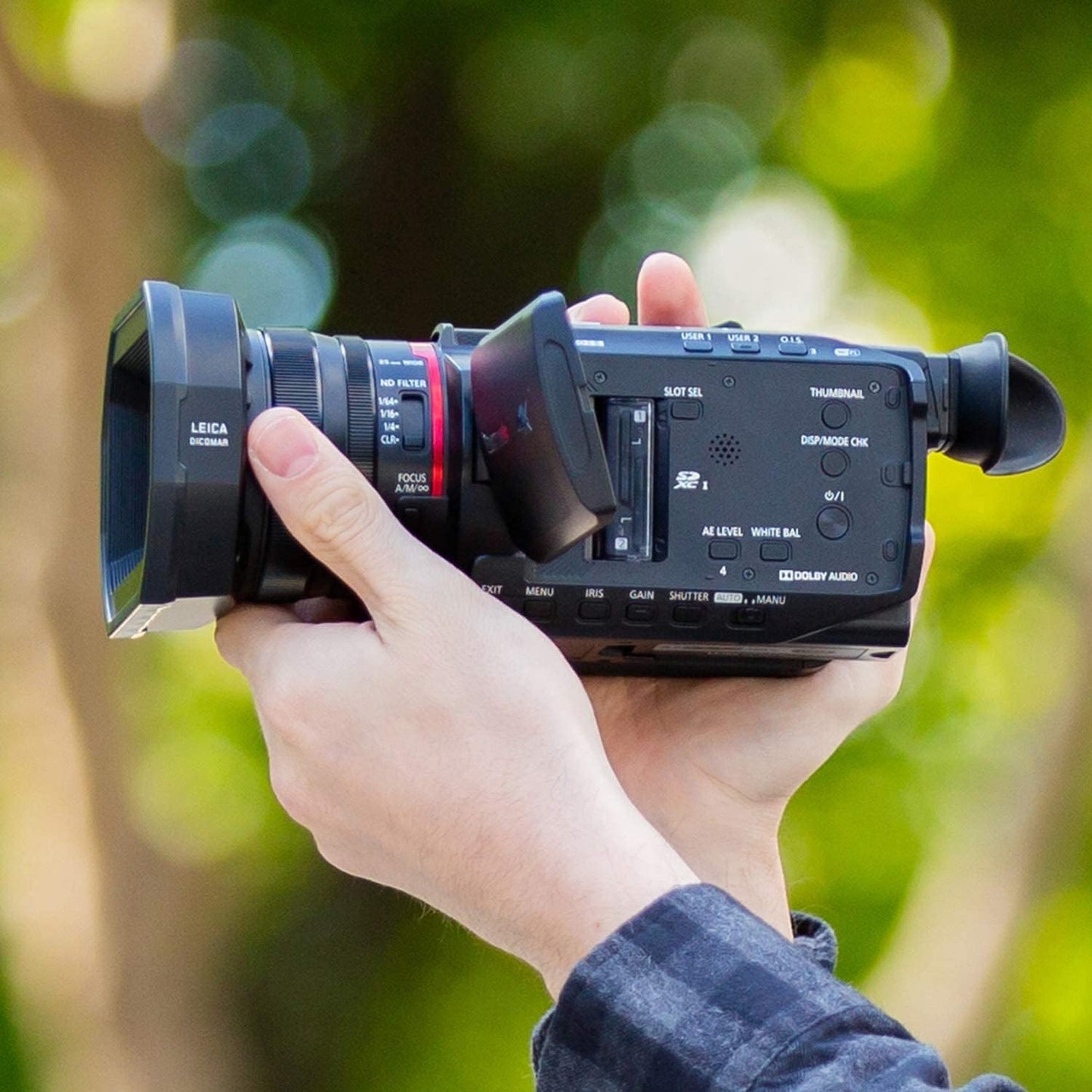 Panasonic X1500 4K Versatile Camcorder with 4K 10-bit 60p Recording, Two Manual Loops, FHD Live Streaming and Wi-Fi - New Condition